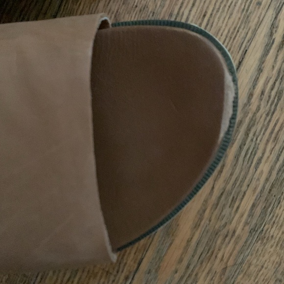 Sorel Slides - Picture 3 of 4